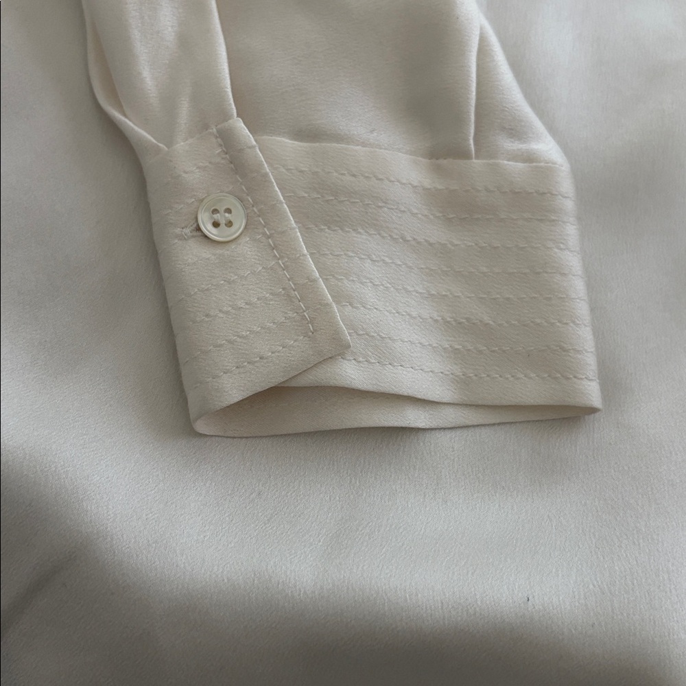VINCE 100% Silk Long-Sleeve Blouse - Picture 11 of 11